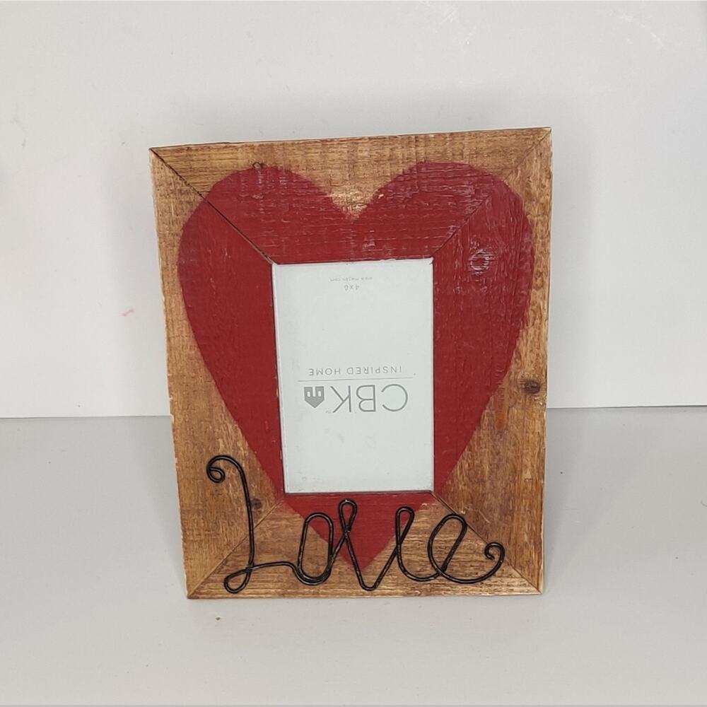 Valentine's Day Rustic Wooden Heart Picture Frame Stand Wired Love Writing
